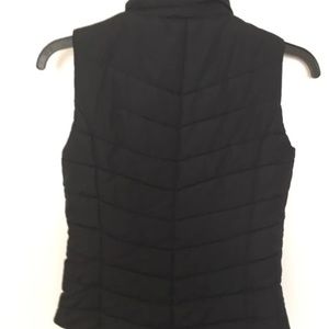 Black Aeropostale Puffer Vest